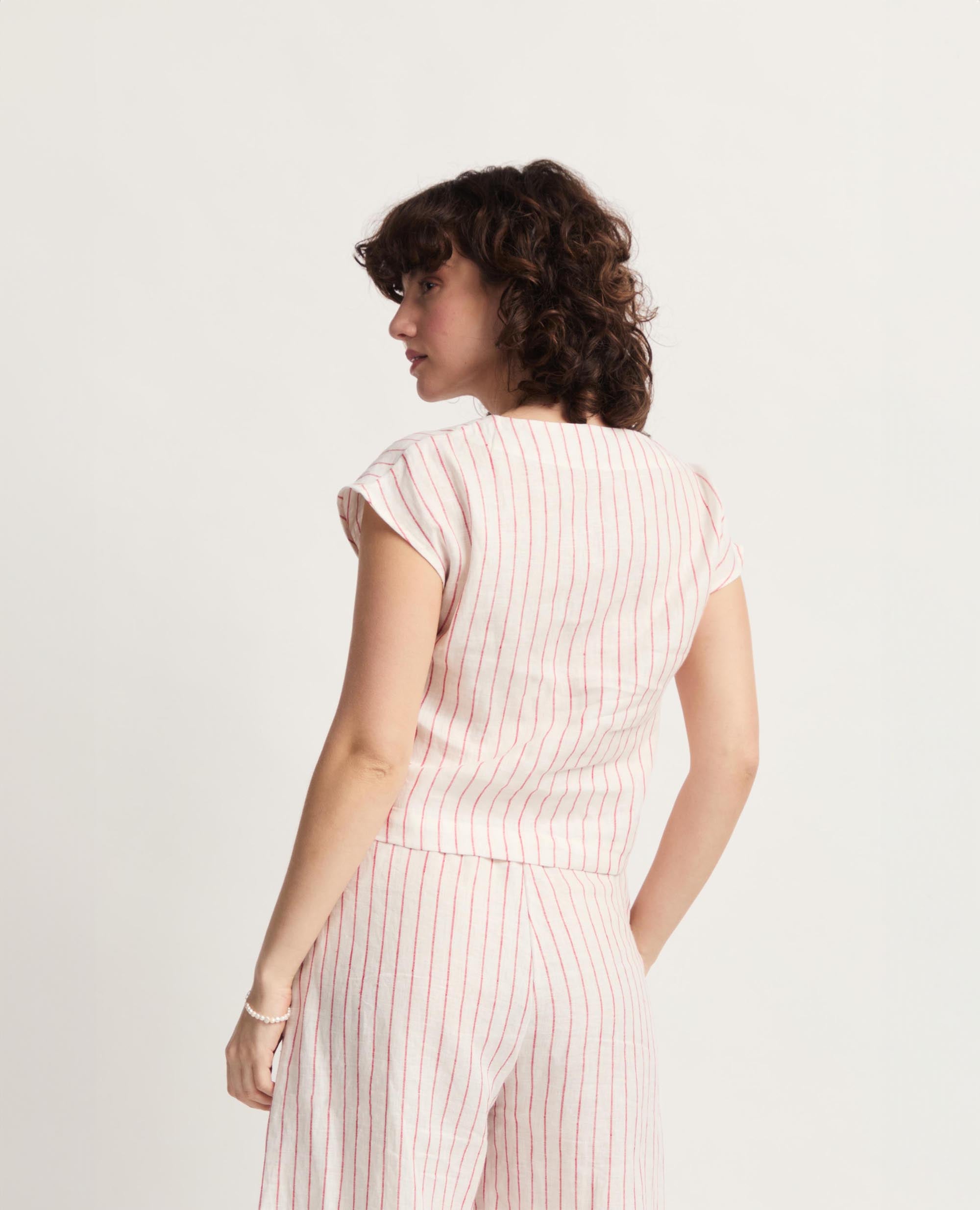 Fawn | Cropped Blouse with Square Pocket