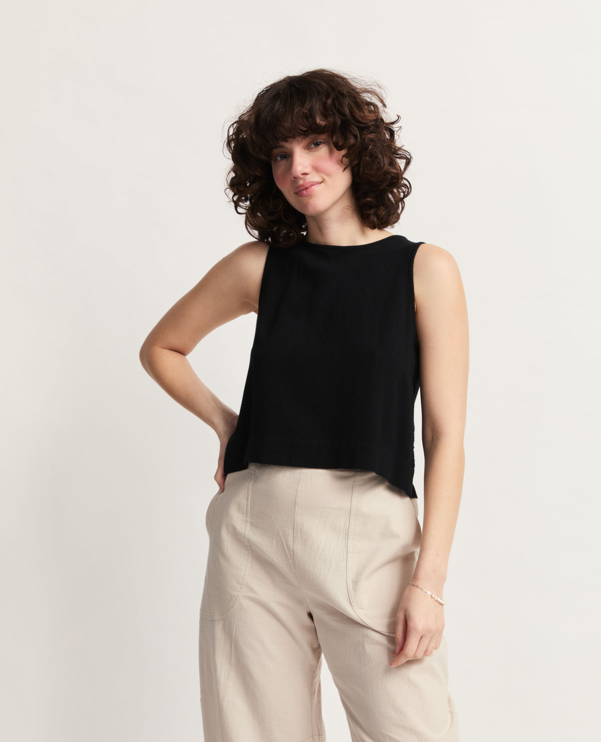 Didi | Sleeveless Open Back Tank Blouse | Black