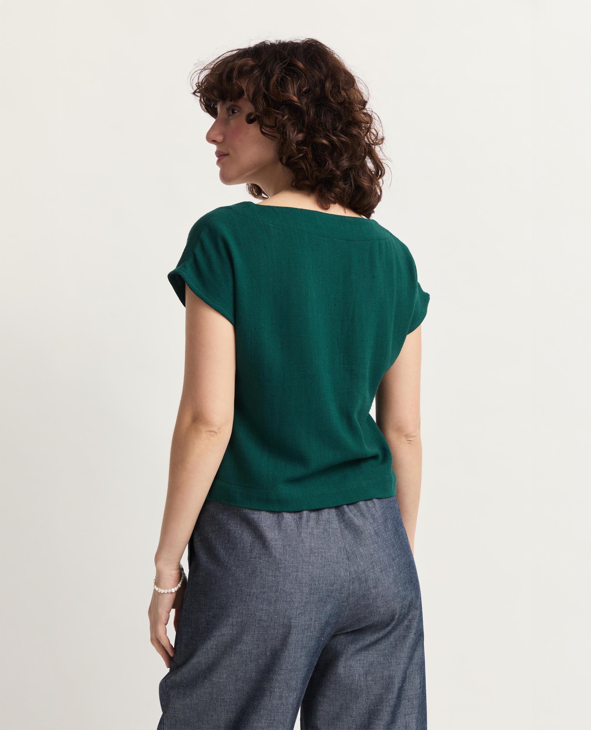 Fawn | Cropped Blouse with Square Pocket