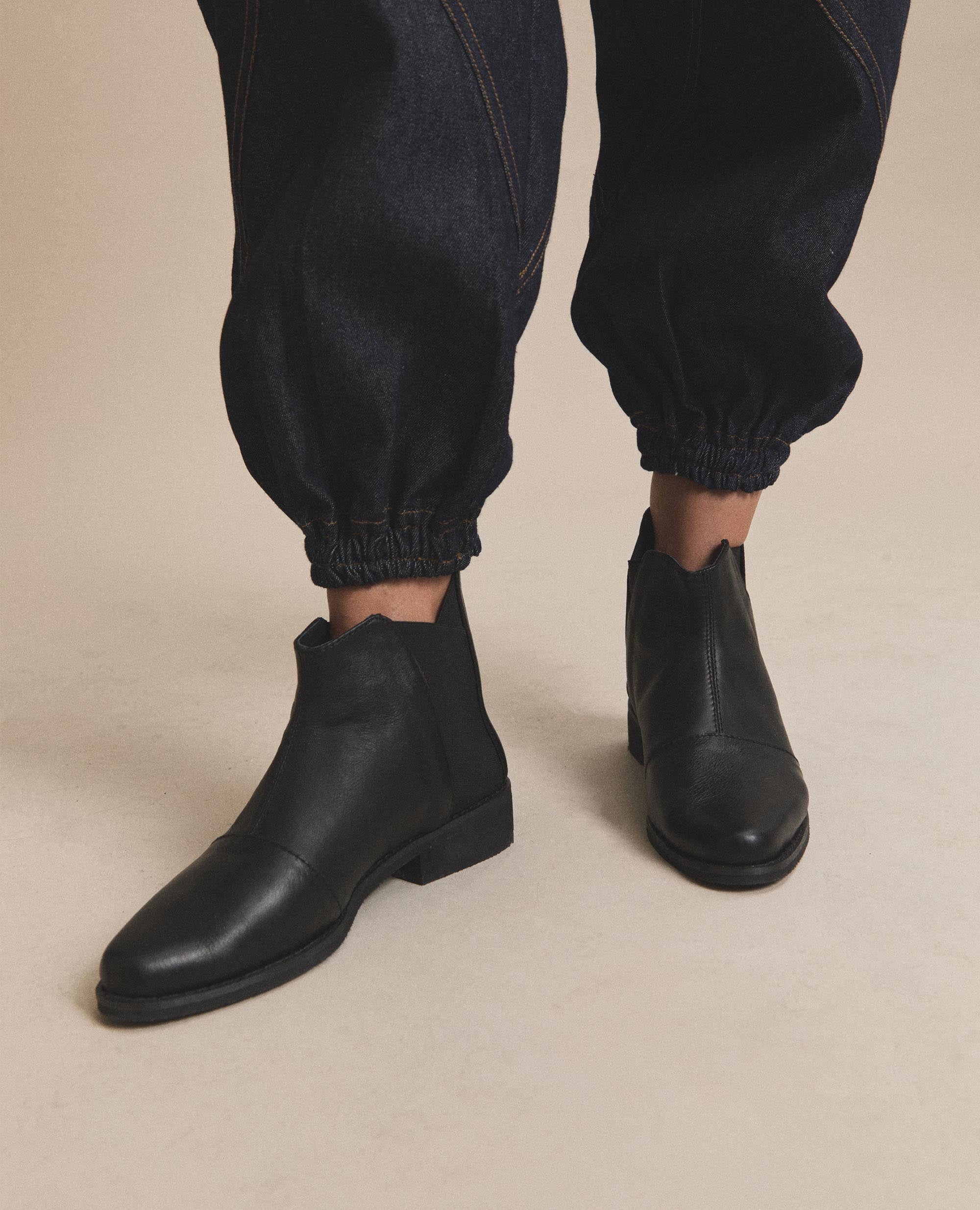 Ankle Boots | Black