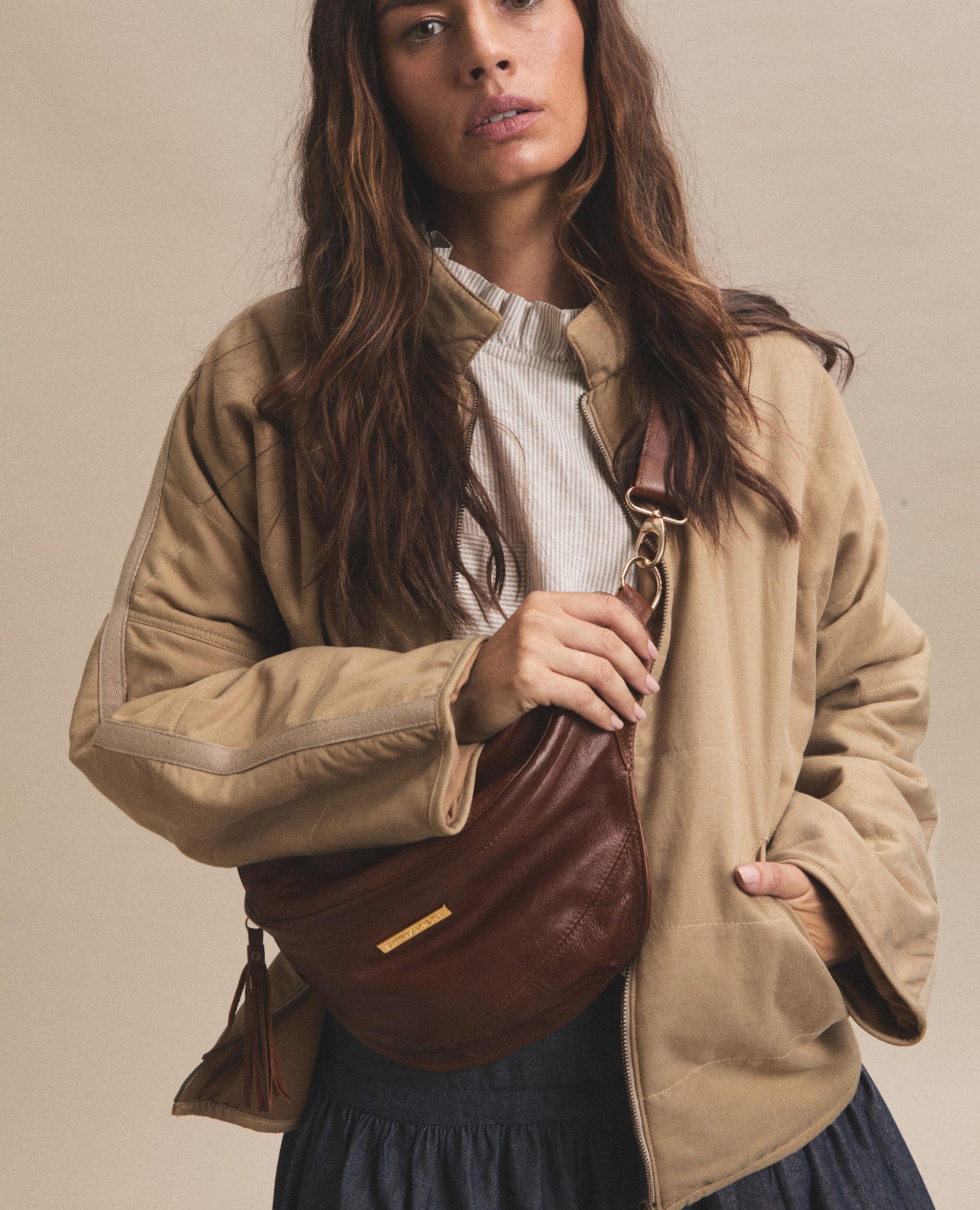 Tan Moonbag