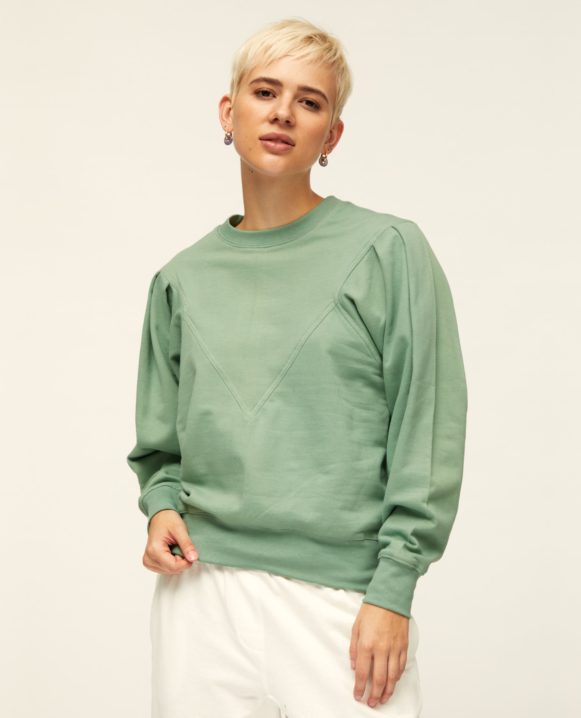Olsen | V-Inset Top