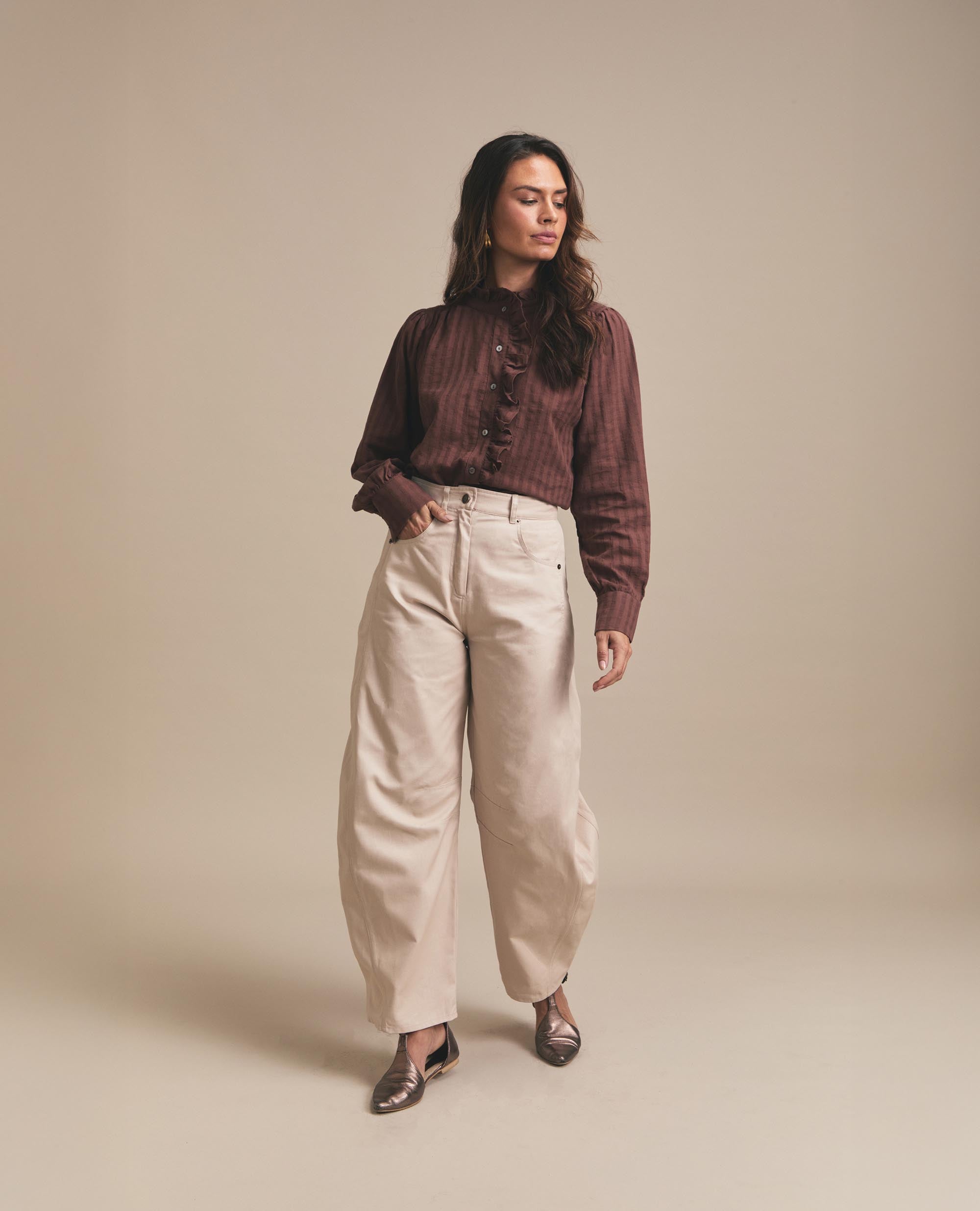 Bow | Barrel Leg Trouser | Stone