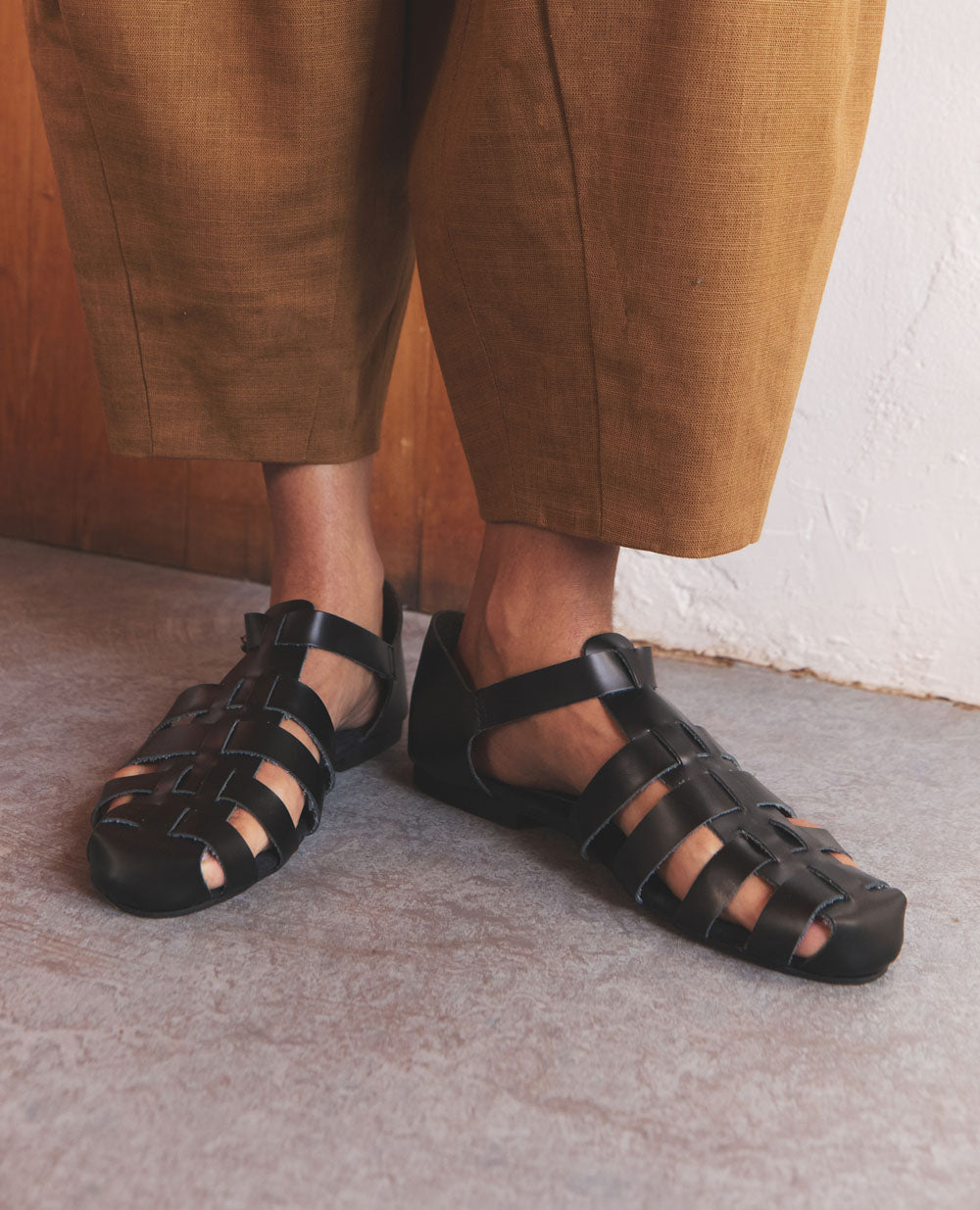 Birdy | Woven Leather Sandal | Black