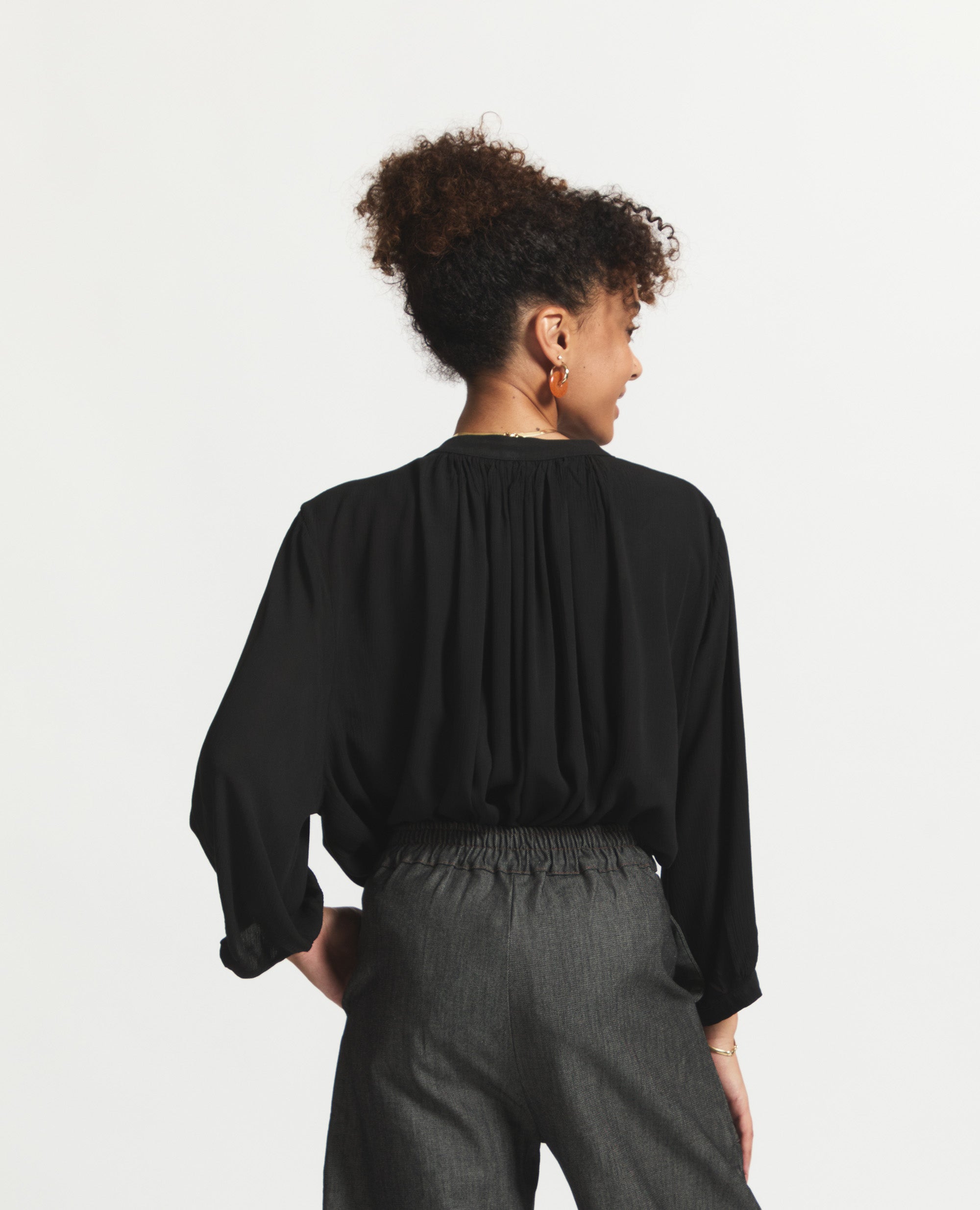 Marbella | Oversized Mandarin Collar | Black