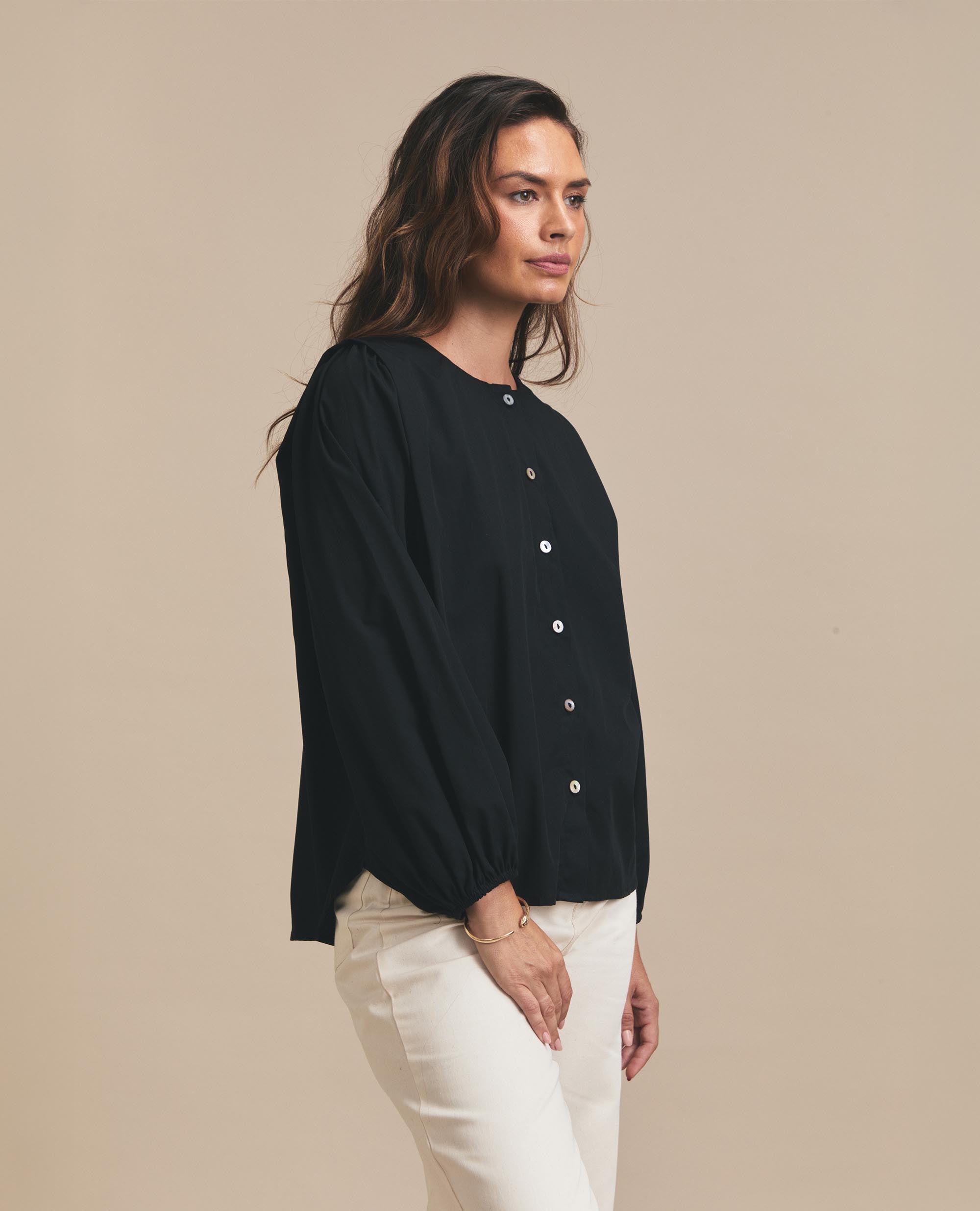 Jones | Relaxed Blouse | Black