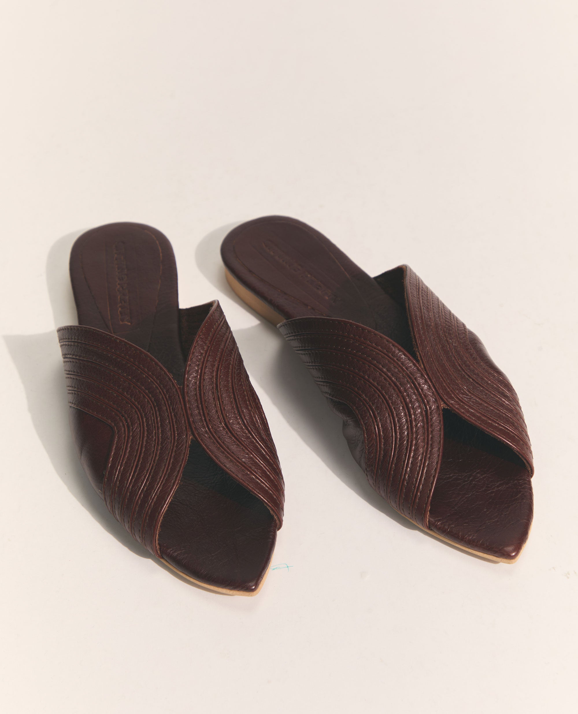 Almond | Sandal | Cognac